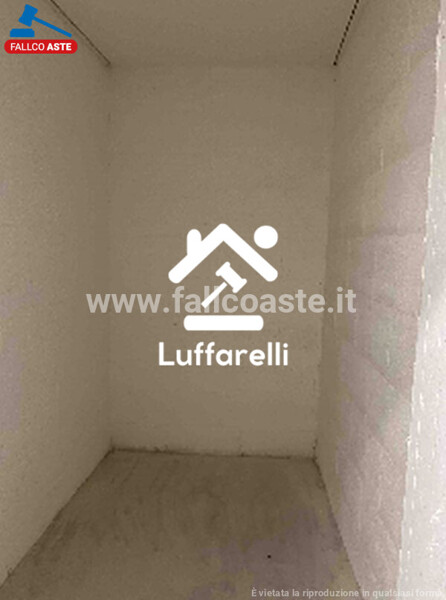 DEPOSITO / MAGAZZINO VIALE ITALO CALVINO - ROMA — foto 2