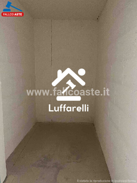 DEPOSITO / MAGAZZINO VIALE ITALO CALVINO - ROMA — foto 2