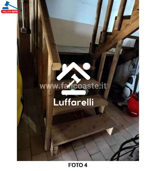 GARAGE / POSTO AUTO VIA CONTE RONCONE - CICILIANO — foto 7