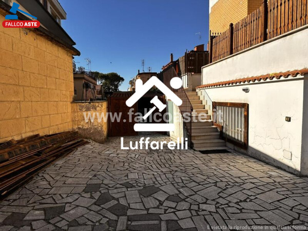 APPARTAMENTO VIA NOCIGLIA - ROMA — foto 2