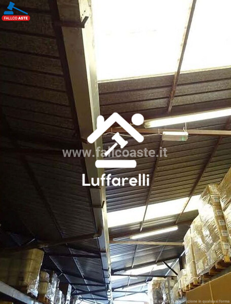 DEPOSITO / MAGAZZINO VIA LAGO DI ALBANO - TIVOLI — foto 9