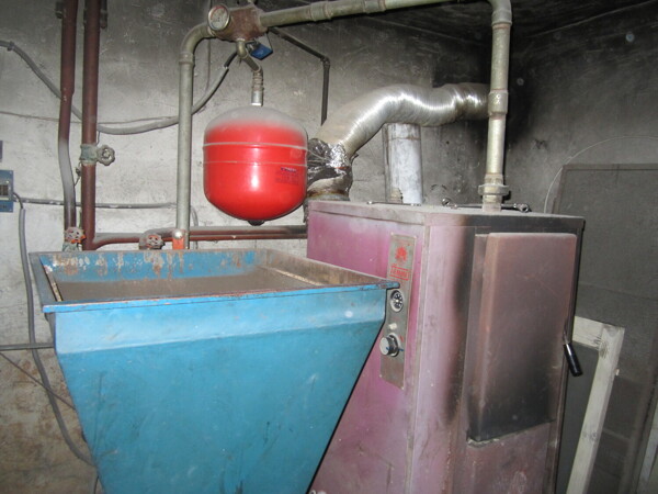DEPOSITO / MAGAZZINO VIA I MAGGIO - PRESICCE — foto 2