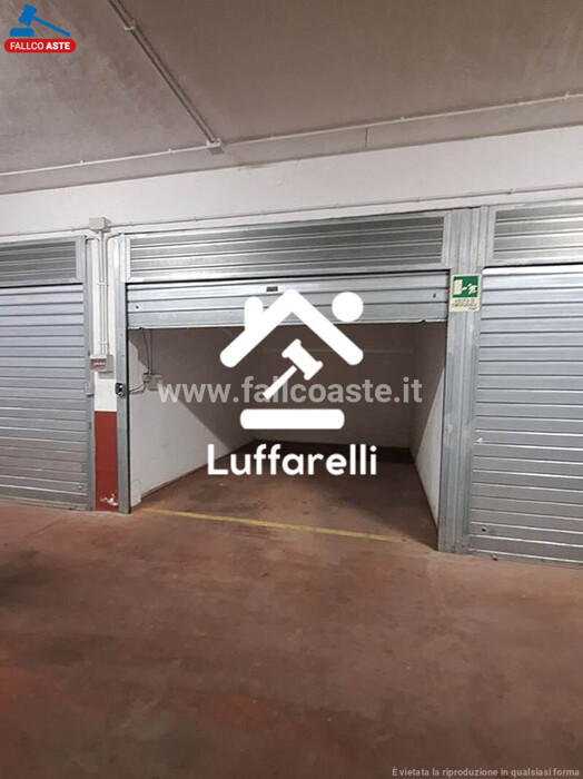 Immagine di DEPOSITO / MAGAZZINO VIA MARTINO ROTA – ROMA