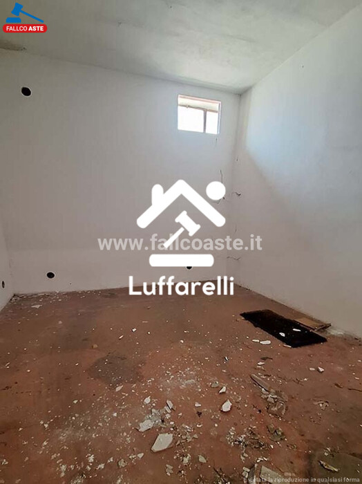 Immagine di DEPOSITO / MAGAZZINO VIA MARTINO ROTA – ROMA