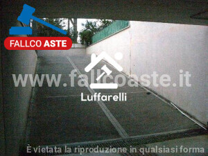 Immagine di DEPOSITO / MAGAZZINO VIA RIOLA SARDO – ROMA