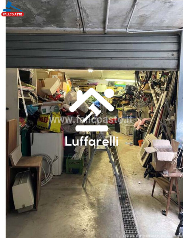Immagine di GARAGE / POSTO AUTO LARGO VITTORIO VETTORI – ROMA