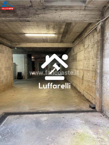GARAGE / POSTO AUTO LARGO VITTORIO VETTORI - ROMA — foto 5