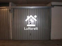 Immagine di GARAGE / POSTO AUTO VIA DI GROTTA DI GREGNA 23 – ROMA