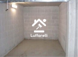 Immagine di GARAGE / POSTO AUTO VIA DI GROTTA DI GREGNA 23 – ROMA