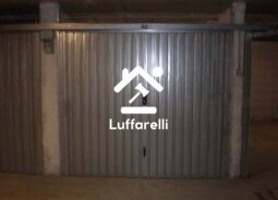 Immagine di GARAGE / POSTO AUTO VIA DI GROTTA DI GREGNA 23 – ROMA