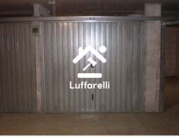 Immagine di GARAGE / POSTO AUTO VIA DI GROTTA DI GREGNA 23 – ROMA