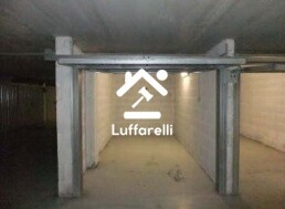 Immagine di GARAGE / POSTO AUTO VIA DI GROTTA DI GREGNA 23 – ROMA
