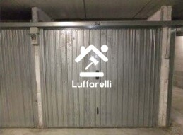 Immagine di GARAGE / POSTO AUTO VIA DI GROTTA DI GREGNA 23 – ROMA