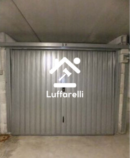 Immagine di GARAGE / POSTO AUTO VIA DI GROTTA DI GREGNA 23 – ROMA