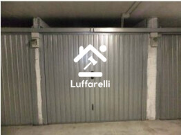 Immagine di GARAGE / POSTO AUTO VIA DI GROTTA DI GREGNA 23 – ROMA