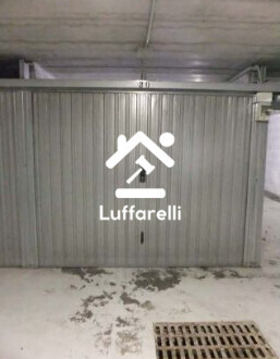 Immagine di GARAGE / POSTO AUTO VIA DI GROTTA DI GREGNA 23 – ROMA