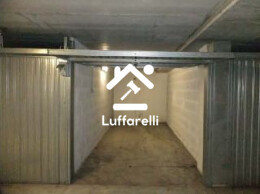 Immagine di GARAGE / POSTO AUTO VIA DI GROTTA DI GREGNA 23 – ROMA