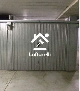 Immagine di GARAGE / POSTO AUTO VIA DI GROTTA DI GREGNA 23 – ROMA