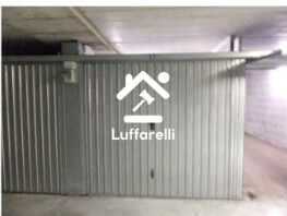 Immagine di GARAGE / POSTO AUTO VIA DI GROTTA DI GREGNA 23 – ROMA