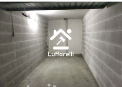 Immagine di GARAGE / POSTO AUTO VIA DI GROTTA DI GREGNA 23 – ROMA