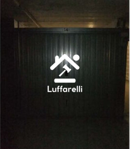 Immagine di GARAGE / POSTO AUTO VIA DI GROTTA DI GREGNA 23 – ROMA