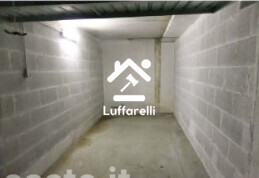 Immagine di GARAGE / POSTO AUTO VIA DI GROTTA DI GREGNA 23 – ROMA