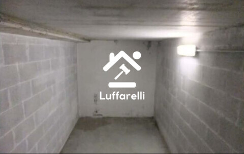 Immagine di GARAGE / POSTO AUTO VIA DI GROTTA DI GREGNA – ROMA