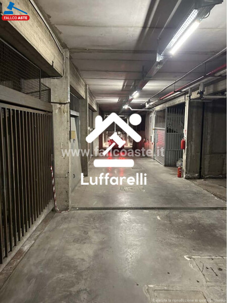 GARAGE / POSTO AUTO VIA GIACOMO DEBENEDETTI - ROMA — foto 5