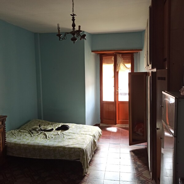 APPARTAMENTO VIA UMBERTO I - PESCINA — foto 2