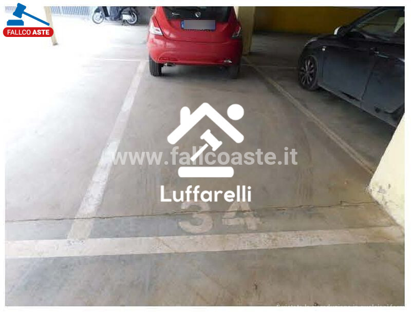 Immagine di GARAGE / POSTO AUTO VIA TIBURTINA – ROMA