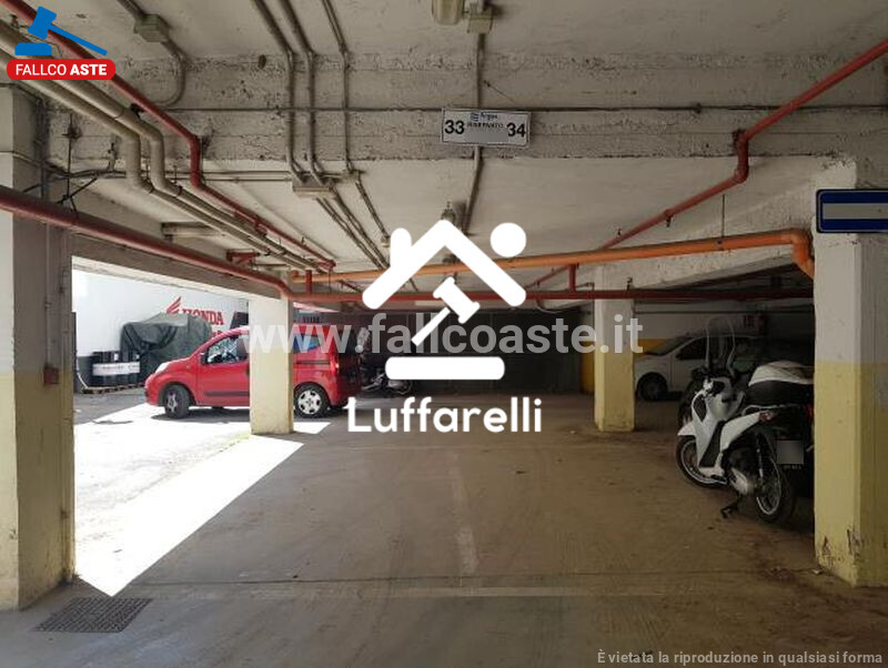 Immagine di GARAGE / POSTO AUTO VIA TIBURTINA – ROMA