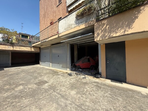 GARAGE / POSTO AUTO VIA DONATORI DI SANGUE - VILLASANTA — foto 4