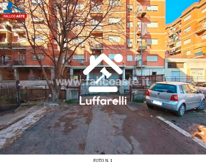 Immagine di GARAGE / POSTO AUTO LARGO TRIESTE – GUIDONIA MONTECELIO
