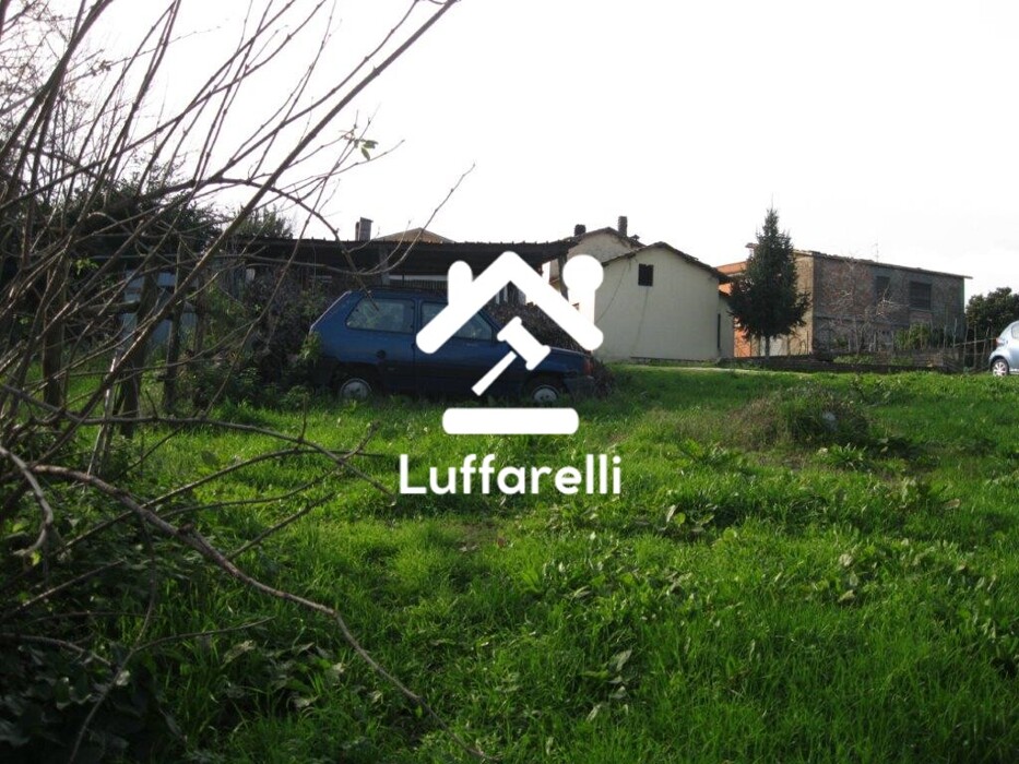 Immagine di TERRENO VIA COLLE CAGIOLI 165 A – LARIANO