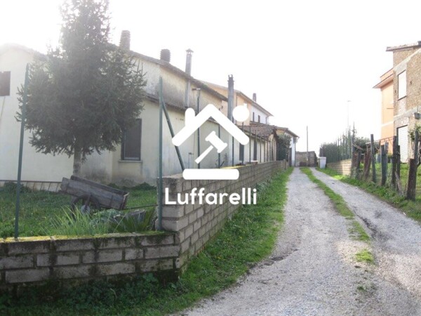 TERRENO VIA COLLE CAGIOLI 165 A - LARIANO — foto 2
