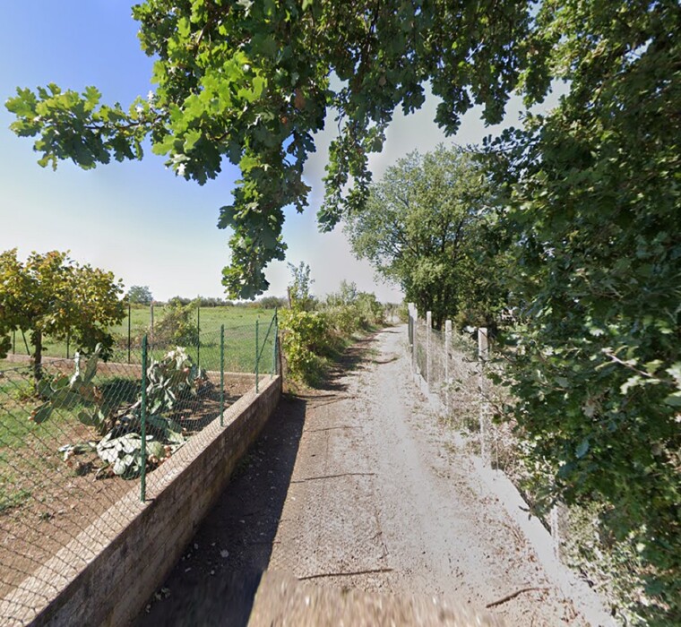 Immagine di TERRENO IN VIA RONCIGLIONE ALBANO LAZIALE (RM)