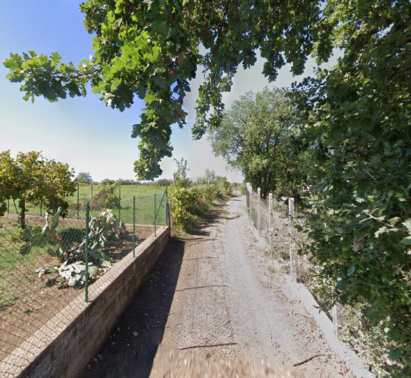 Immagine di TERRENO IN VIA RONCIGLIONE ALBANO LAZIALE (RM)