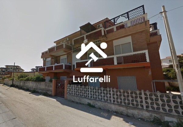 APPARTAMENTO LUNGOMARE DEGLI ARDEATINI 81 - ARDEA — foto 2