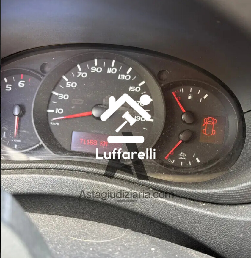 Automezzi Commerciali — foto 5