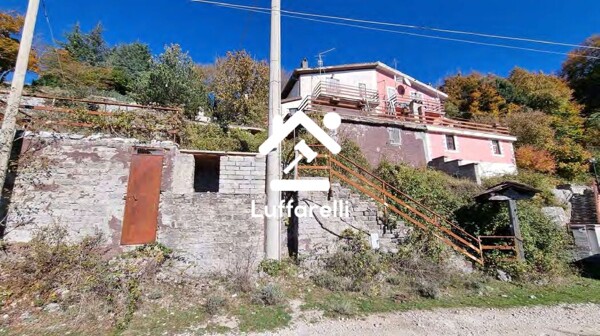 CASA / VILLA LOCALITÀ MONTE SCALAMBRA - VIA DEI SOGNI - SERRONE — foto 2