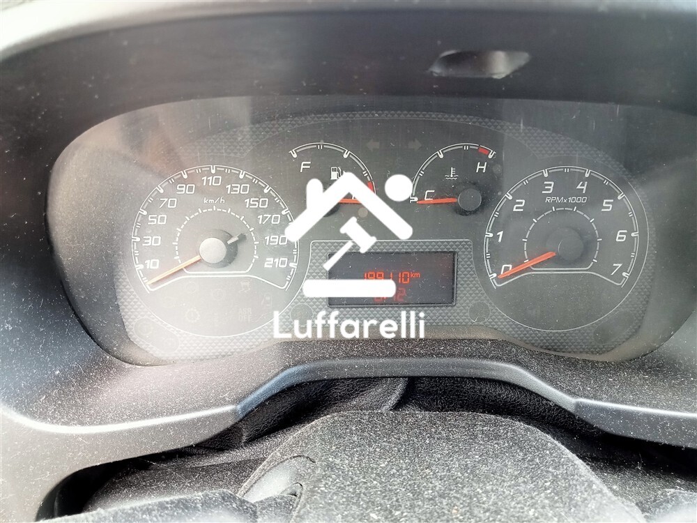 Automezzi Commerciali — foto 4