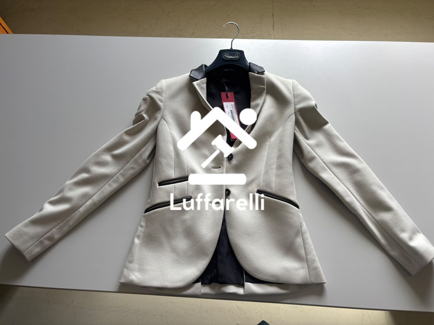 Abbigliamento E Calzature — foto 2