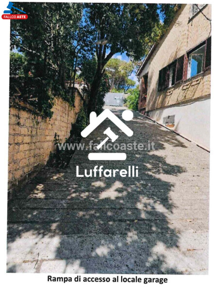 GARAGE / POSTO AUTO VIA SIRMIONE - ROMA — foto 2