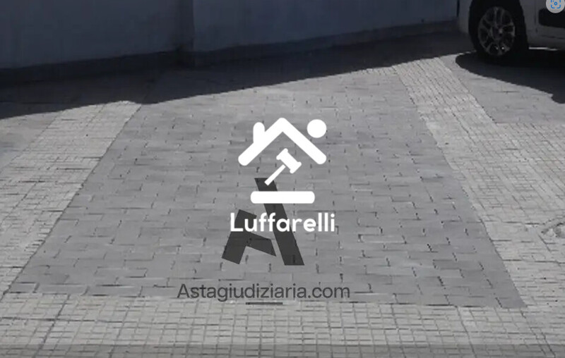 Immagine di GARAGE / POSTO AUTO VIA CASILINA – ROMA