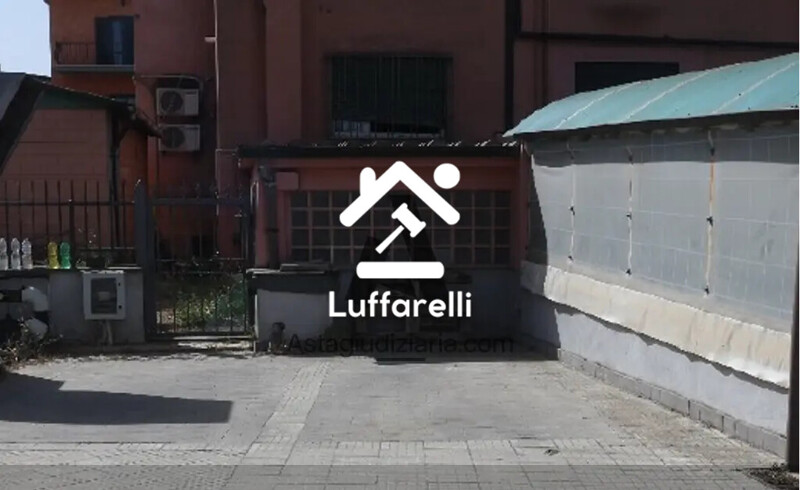 Immagine di GARAGE / POSTO AUTO VIA CASILINA – ROMA