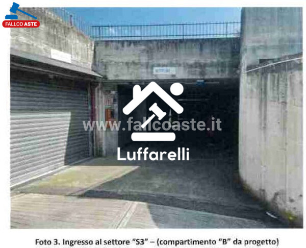 GARAGE / POSTO AUTO VIA DELLA VALLE DEI FONTANILI - ROMA — foto 3