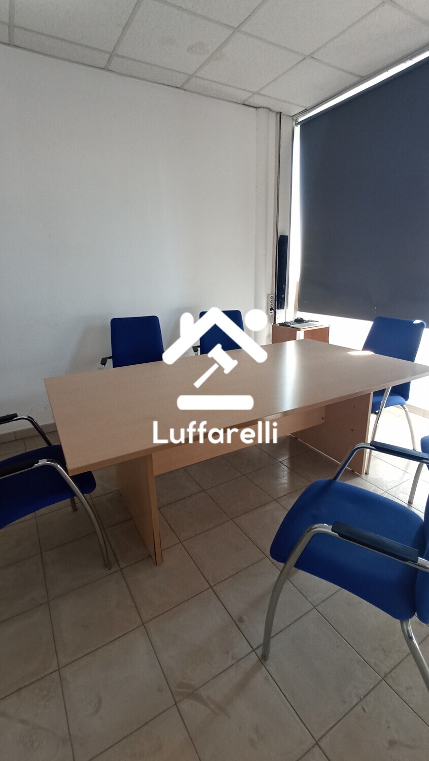 Arredi Da Ufficio E Varie — foto 3