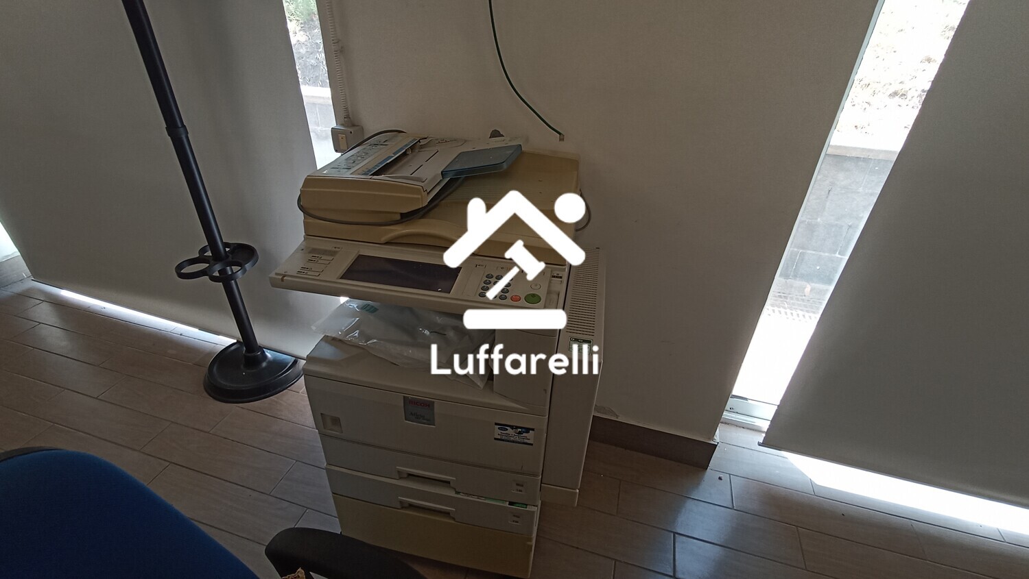 Arredi Da Ufficio E Varie — foto 7