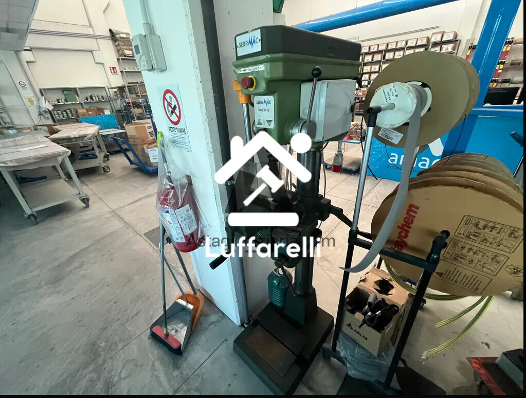Arredi Da Ufficio E Varie — foto 2