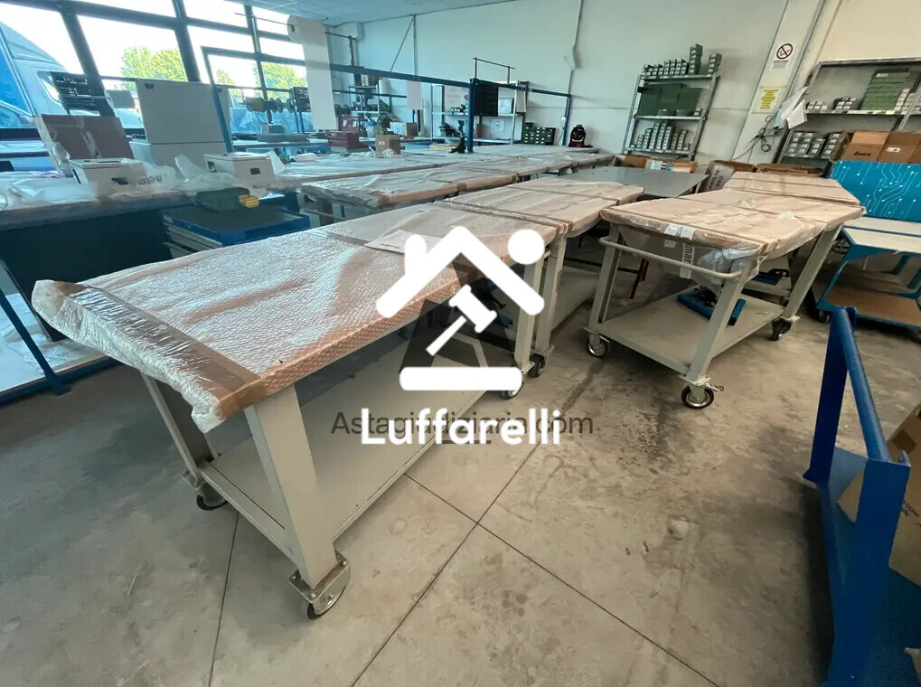 Arredi Da Ufficio E Varie — foto 8